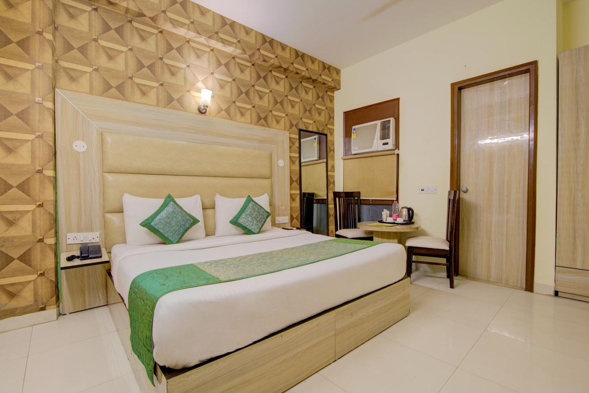 Hotel Smart Signature